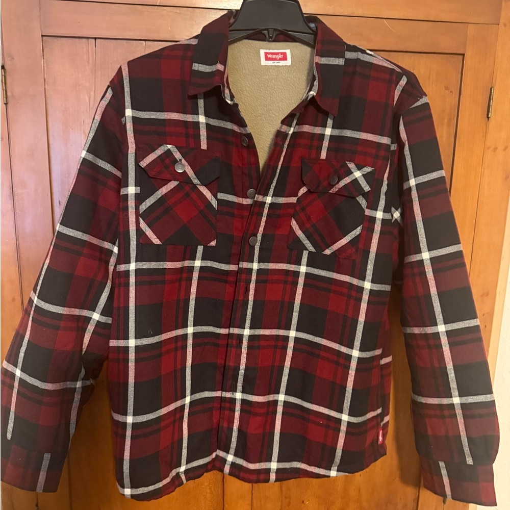 Wrangler Men's Red and Black Plaid Casual Shirt